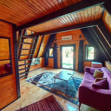 Konukevi Alaska Bungalow Sapanca