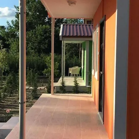 Alaska Bungalow 3*